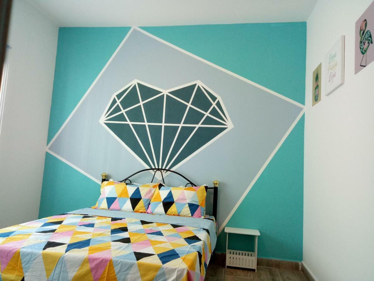 Icolor Home & Stay Ch5 Танах-Рата Экстерьер фото