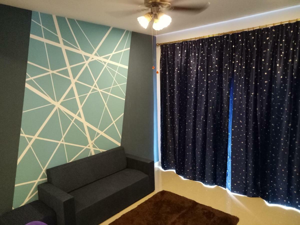 Icolor Home & Stay Ch5 Танах-Рата Экстерьер фото