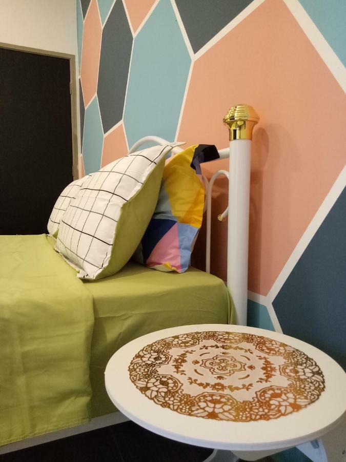 Icolor Home & Stay Ch5 Танах-Рата Экстерьер фото