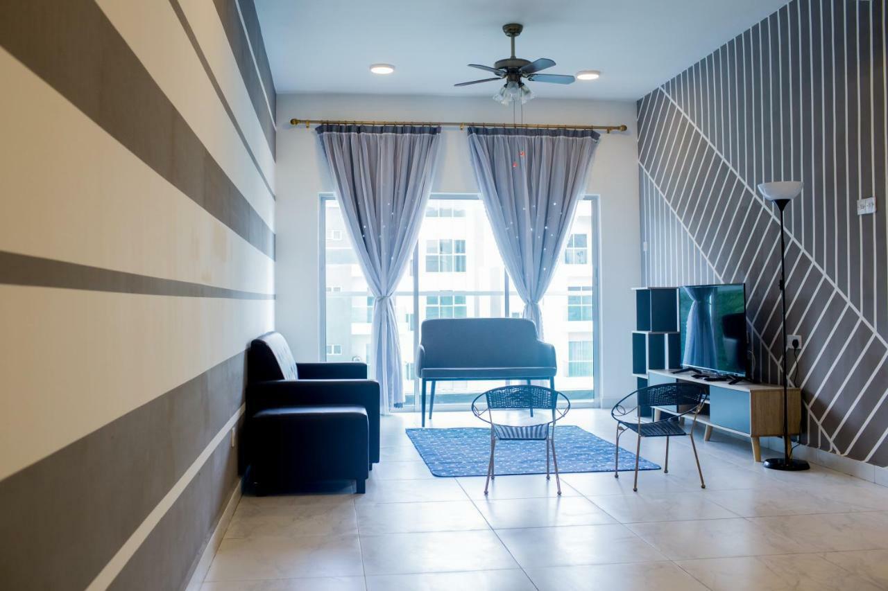 Icolor Home & Stay Ch5 Танах-Рата Экстерьер фото